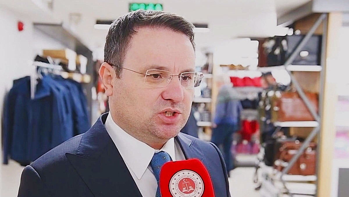 Εισαγγελέας Κων/πολης: Σφυροκοπά CHP και «ημετέρους» για να καθαρίσει το πεδίο πριν τις κάλπες