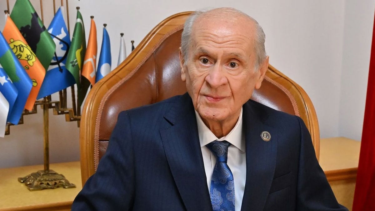 Μπαχτσελί: Να εγκαταλείψουμε ΗΠΑ και να συμμαχήσουμε με Ρωσία και Κίνα