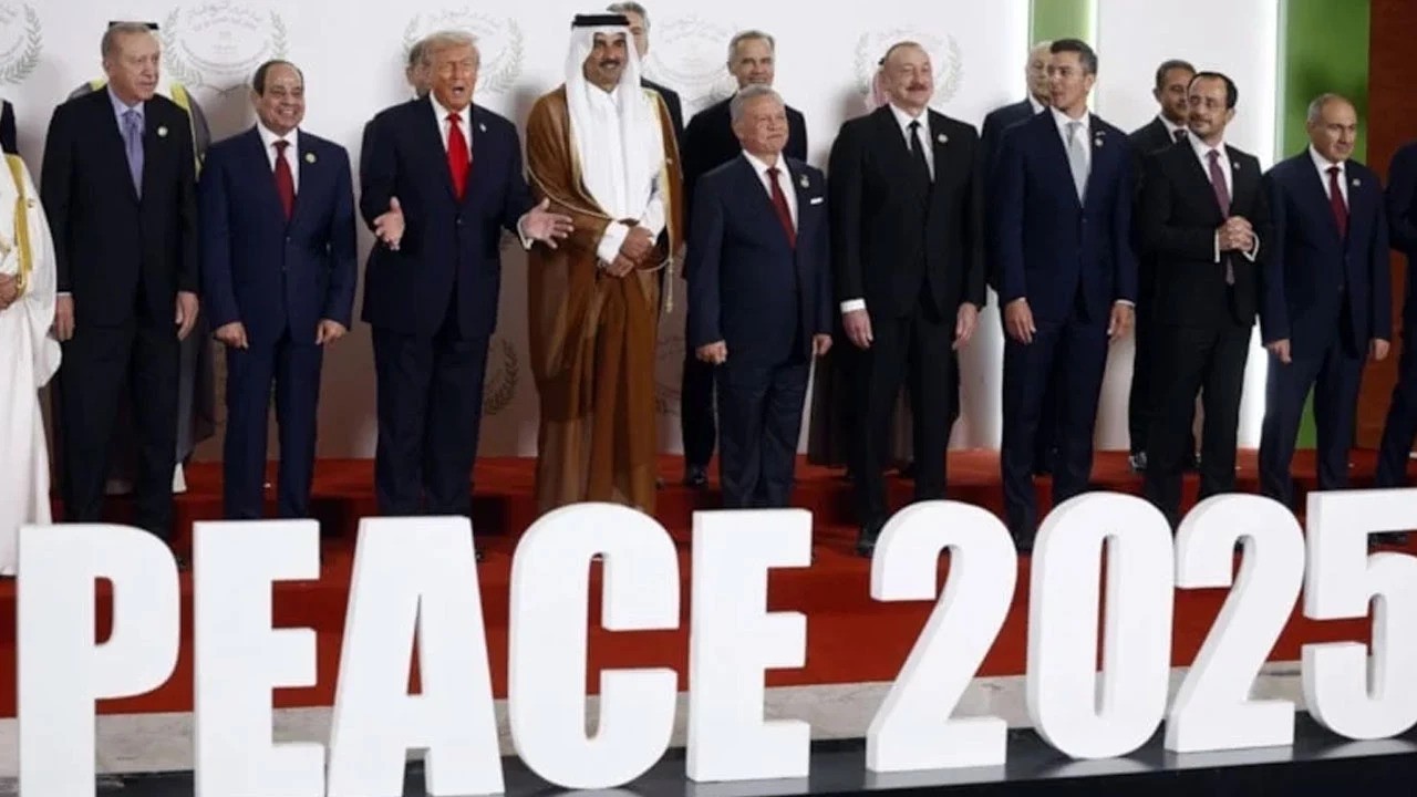 «Ναι» στο σχέδιο Τραμπ για τη Γάζα από Τουρκία και άλλες 7 χώρες 