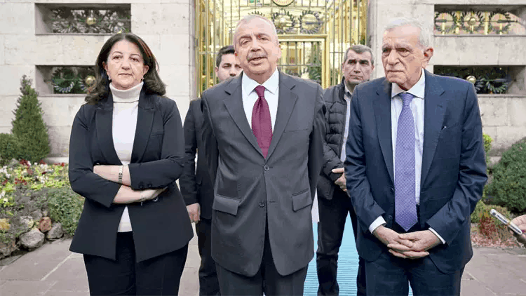 «Οδικός χάρτης» για Οτσαλάν: Στα μέσα Φεβρουαρίου καλεί για κατάθεση όπλων