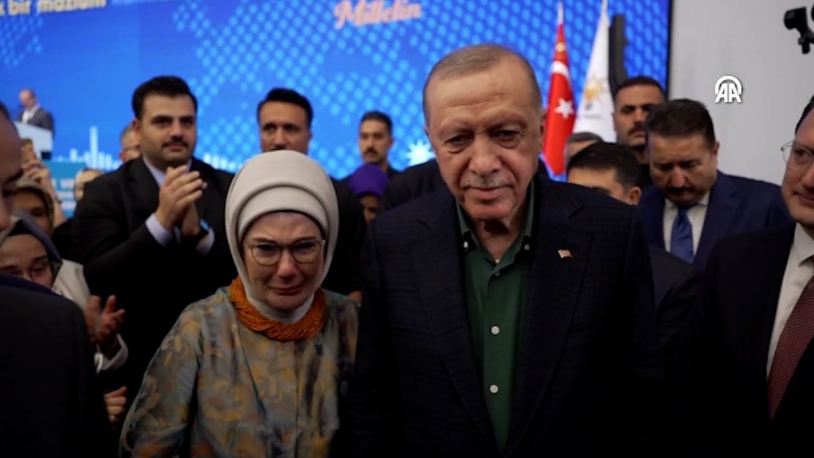 Τουρκία: Τα δάκρυα της Εμινέ Ερντογάν για τον αφοπλισμό του PKK