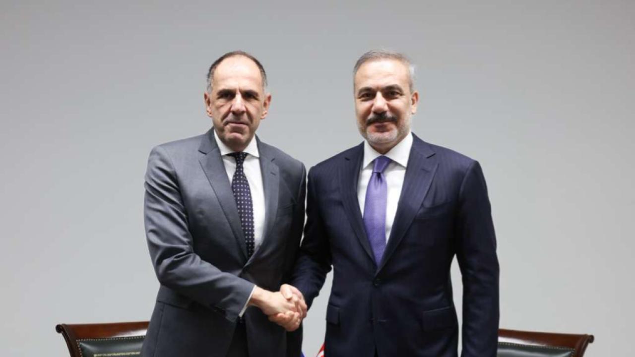 Γεραπετρίτης - Φιντάν ξεπαγώνουν τον ελληνουρκικό διάλογο:  Aιγαίο, Κυπριακό και SAFE, στην κορυφής της ατζέντας