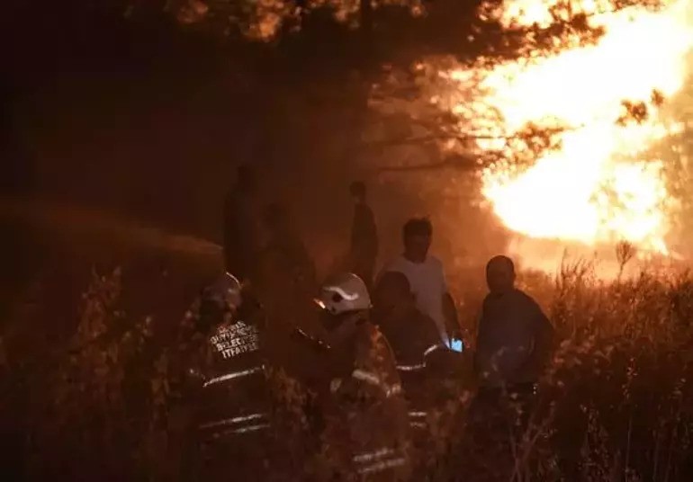 Πυρκαγιές στη Σμύρνη: Στους τρεις ανέβηκε ο αριθμός των νεκρών 