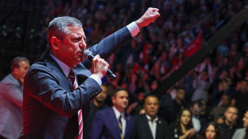 ΤΟΥΡΚΙΑ – Νέος γύρος καταγγελιών Οζγκιούρ Οζέλ για το κατηγορητήριο κατά Ιμάμογλου