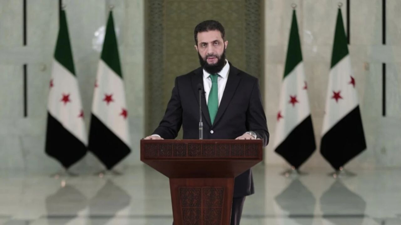 Στο Φόρουμ Αττάλειας ο Σάρα συζητά στρατιωτική συνεργασία με Τουρκία