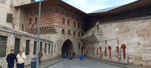 Στην Πόλη υπάρχουν πάντα εναλλακτικές