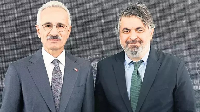 Τούρκος Υπουργός Μεταφορών: Η ασφάλεια της Γαλάζιας Πατρίδας ενισχύεται με τα καινούρια τεχνολογικά συστήματα